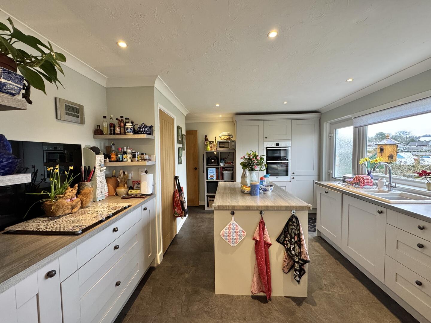 3 bed property in Newbridge Lane, Truro